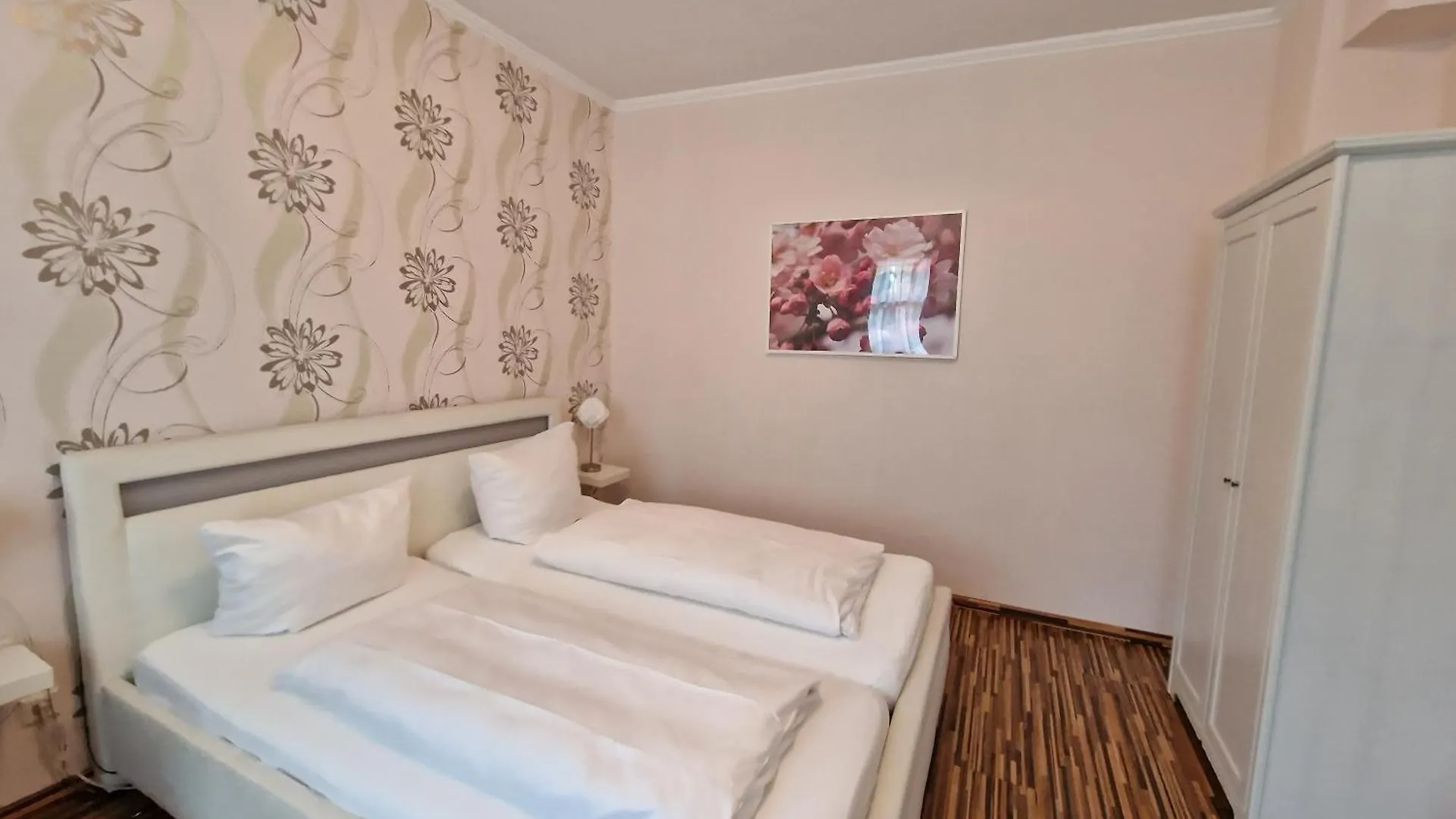 H5 Hotel Bremen 2*,  Germany